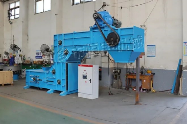 震撼！巨無(wú)霸大產(chǎn)量Z型轉(zhuǎn)斗式提升機(jī)組裝完畢！